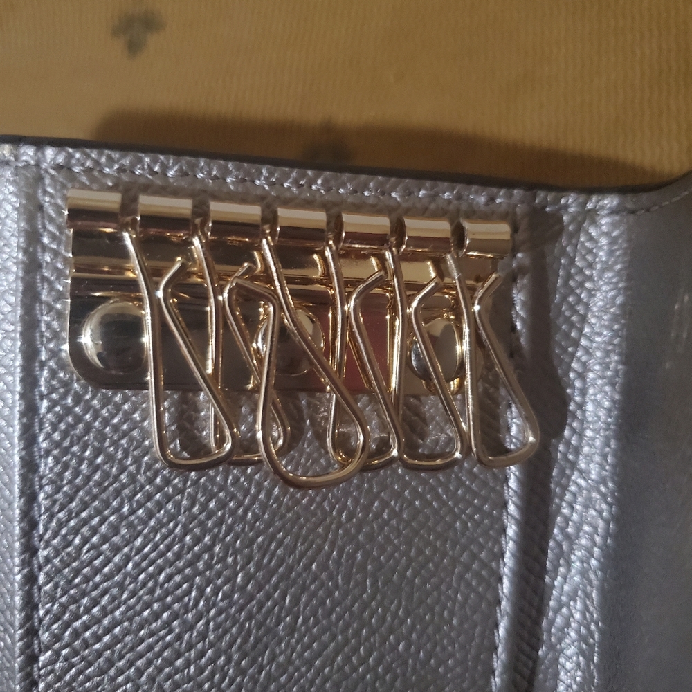 Coach Bundle - image 6